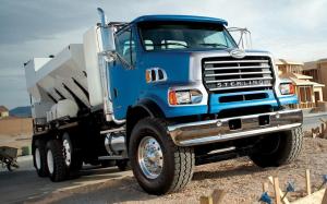 Sterling L-Line Set Forward Dump Truck 2005 года